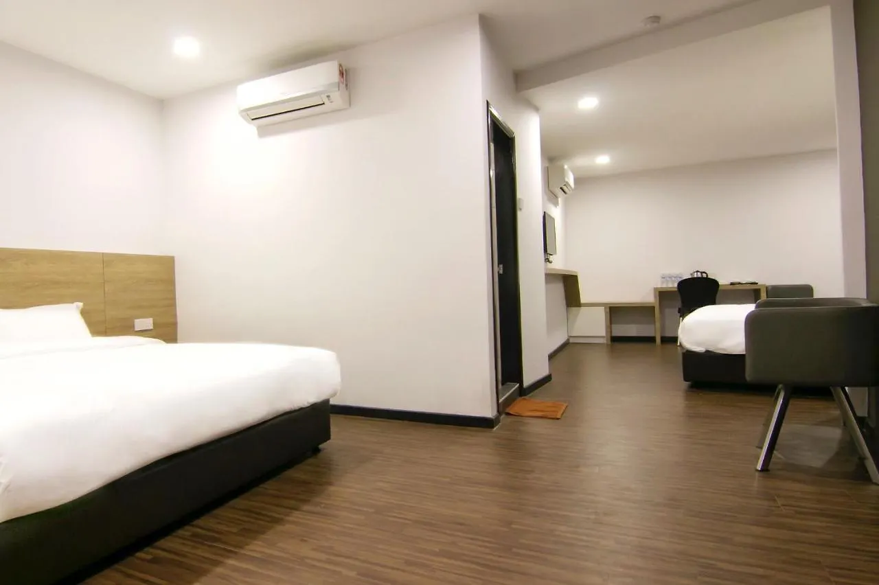 V Plus Hotel Ipoh 2*,  Malaysia